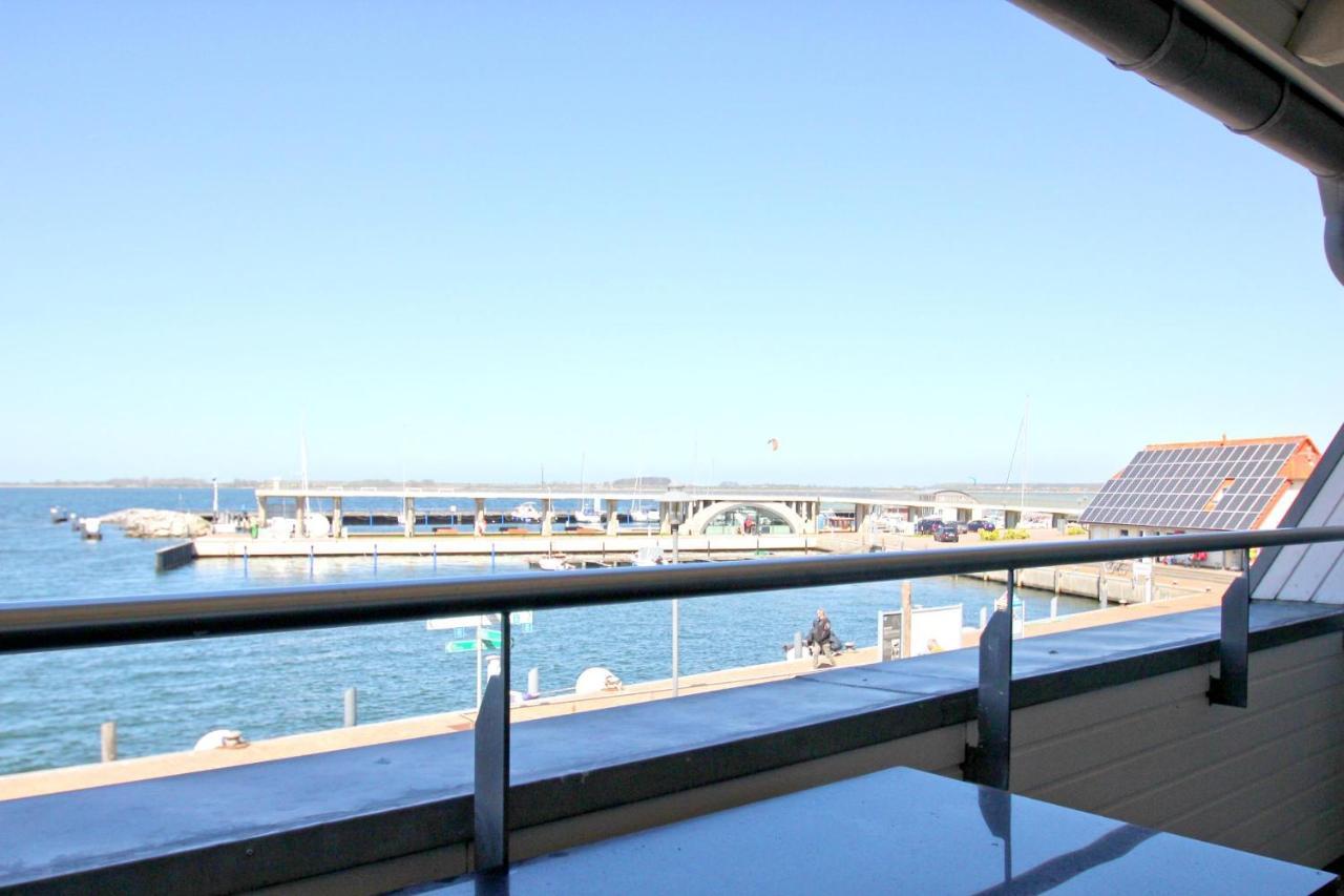 Hafenhäuser Wiek FeWo 14 Balkon, Meerblick Wiek auf Rügen Exterior foto
