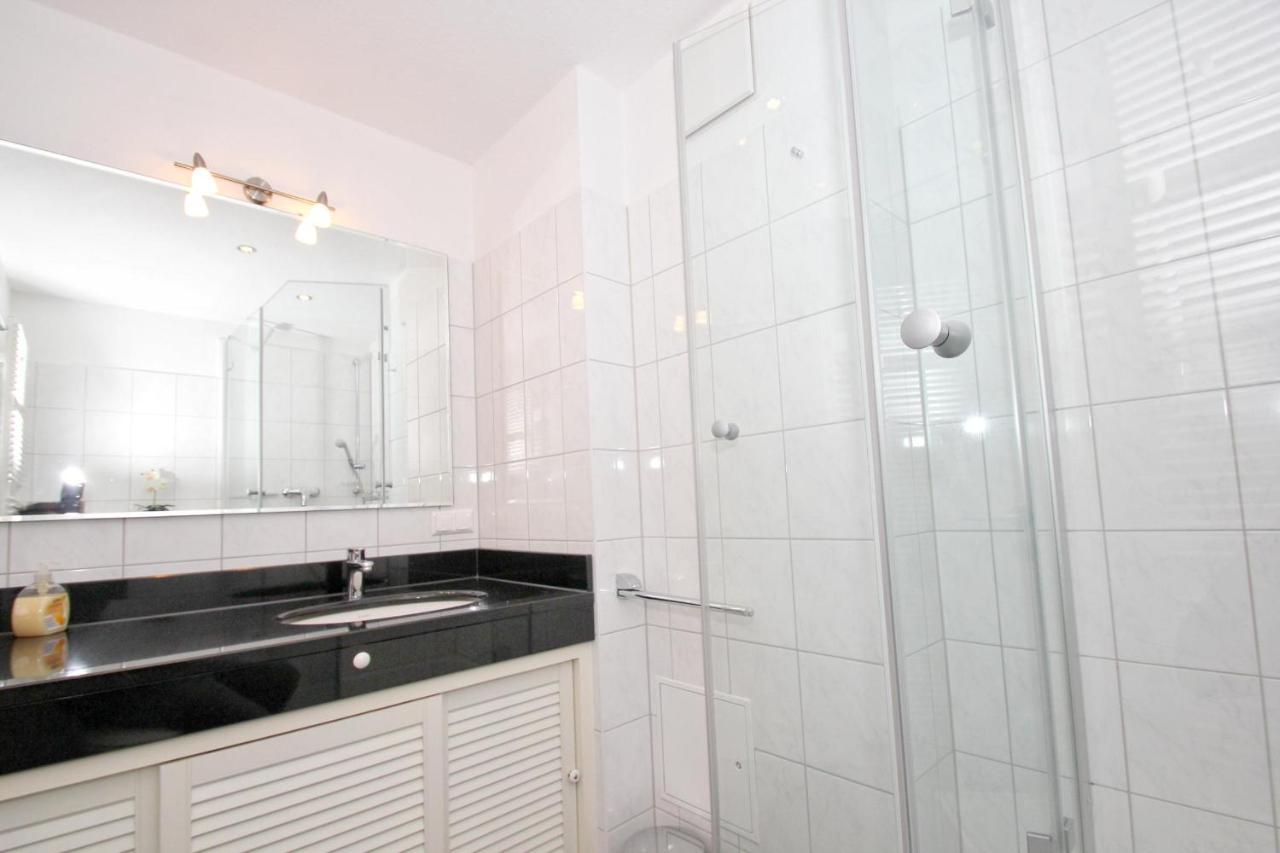 Hafenhäuser Wiek FeWo 14 Balkon, Meerblick Wiek auf Rügen Exterior foto