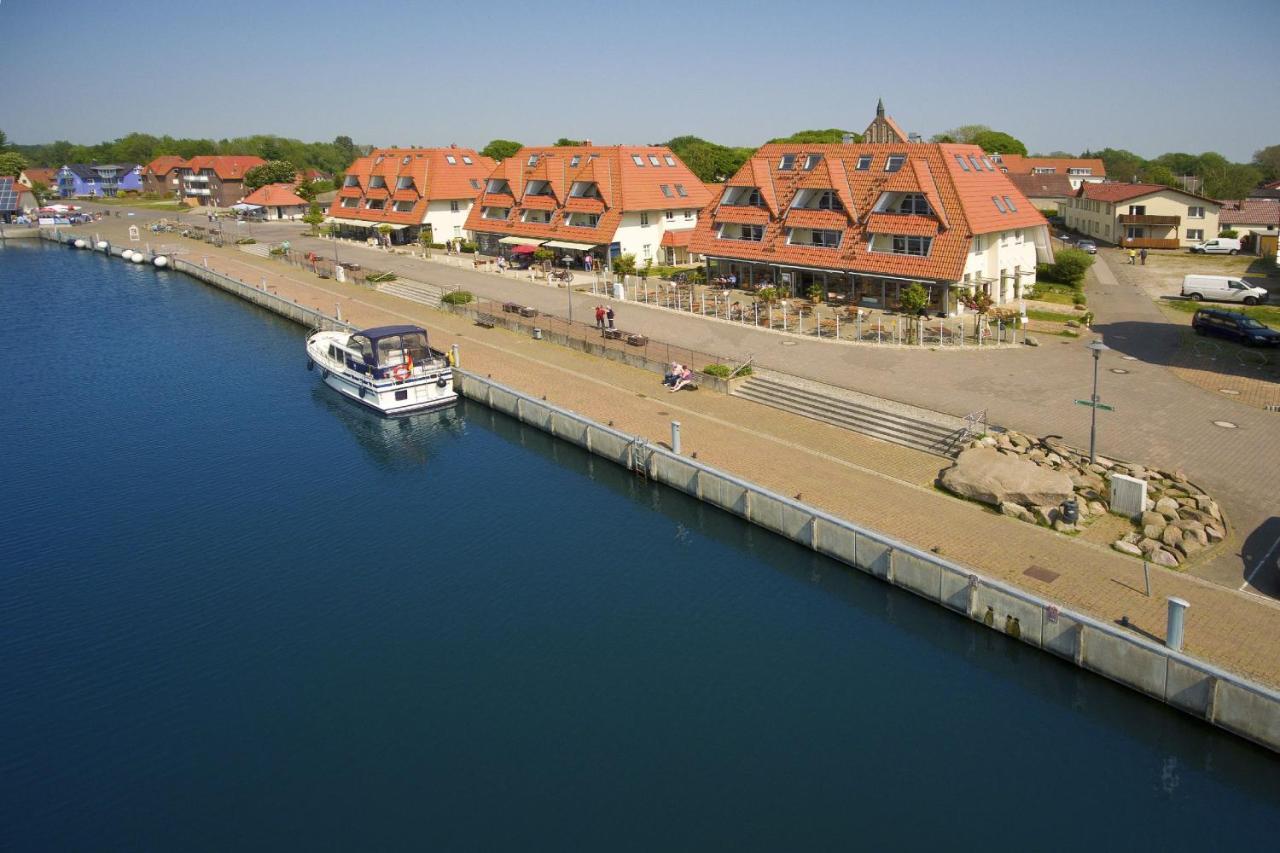 Hafenhäuser Wiek FeWo 14 Balkon, Meerblick Wiek auf Rügen Exterior foto
